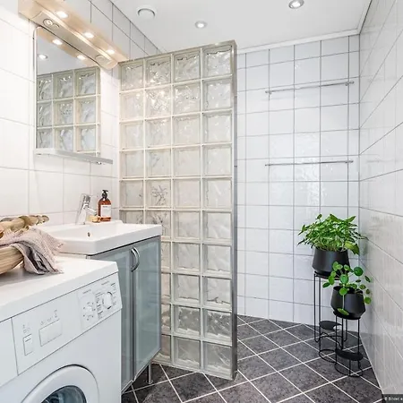 Pleasant 3-room Overlooking Mountains And Appartement *